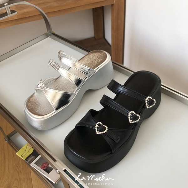 愛心水鑽厚底涼鞋(正常版7公分)